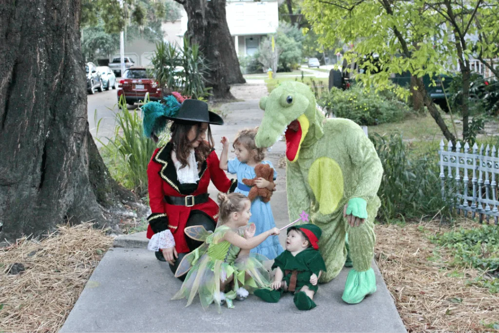 Family from Neverland Halloween costume idea